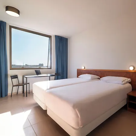 Hesperia Sant Joan Hotel apartamentowy Sant Joan Despí