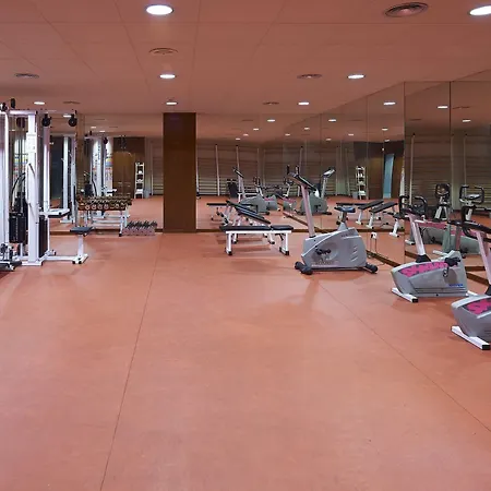 アパートホテル Hesperia Sant Joan 3*